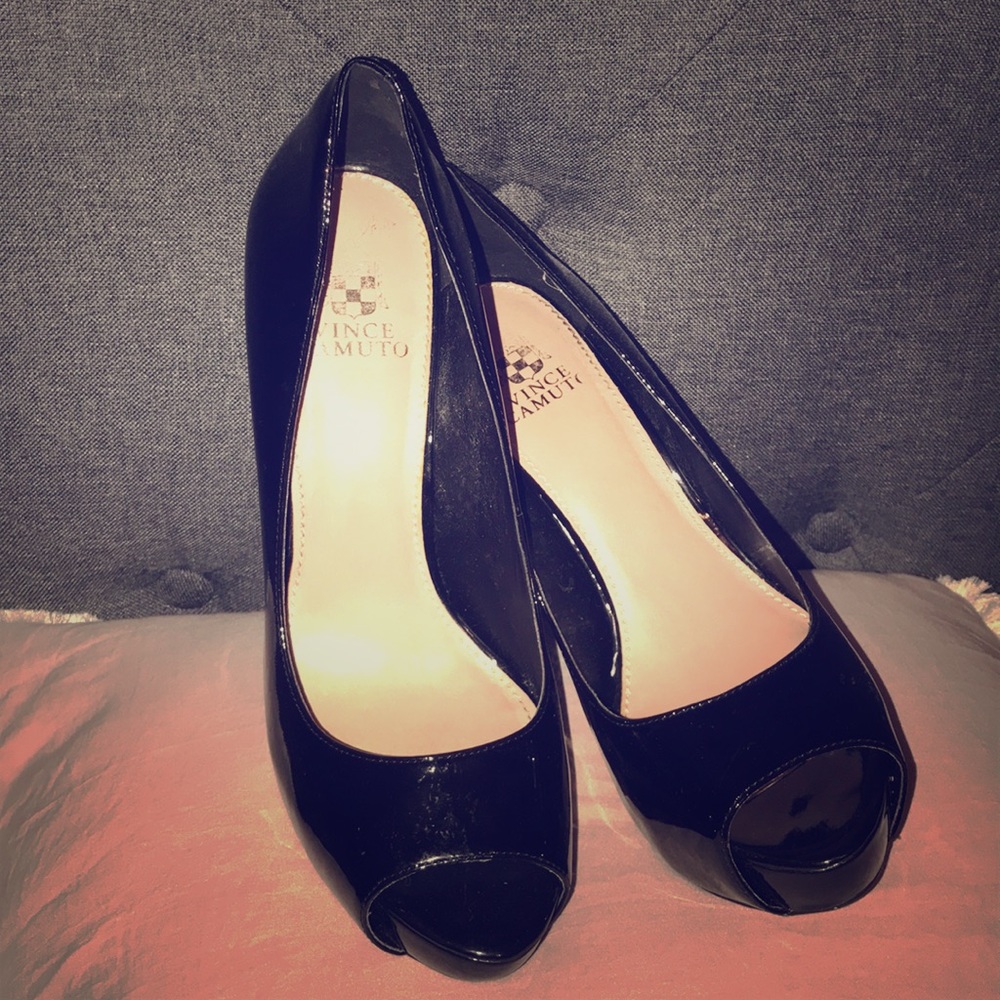Black Peep Toe Vince Camuto Heel